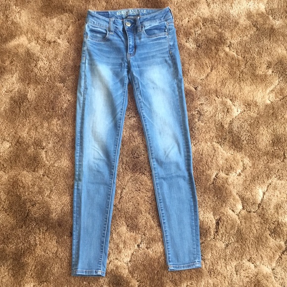 American Eagle Light Wash Jeggings - Picture 1 of 6